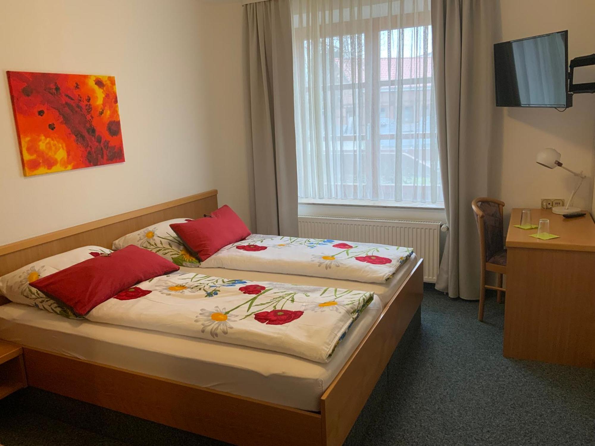 Hotel Alt Oesselse ซาร์ชตัดท์ ภายนอก รูปภาพ