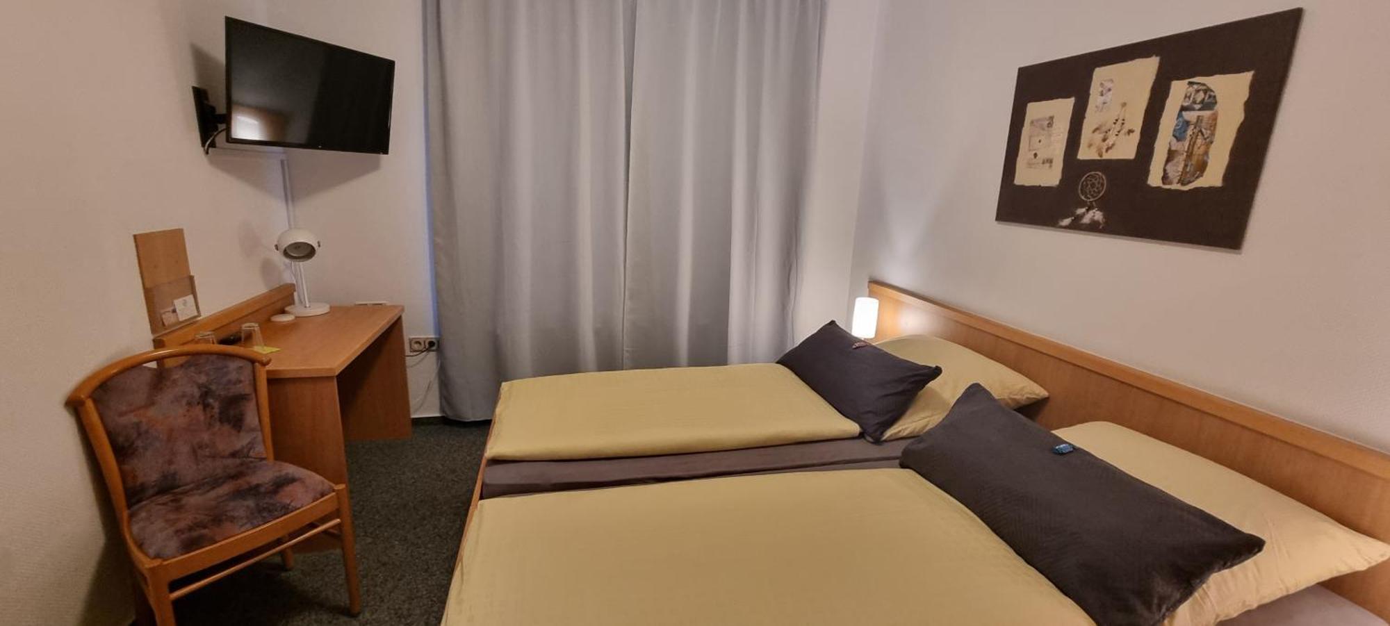 Hotel Alt Oesselse ซาร์ชตัดท์ ห้อง รูปภาพ